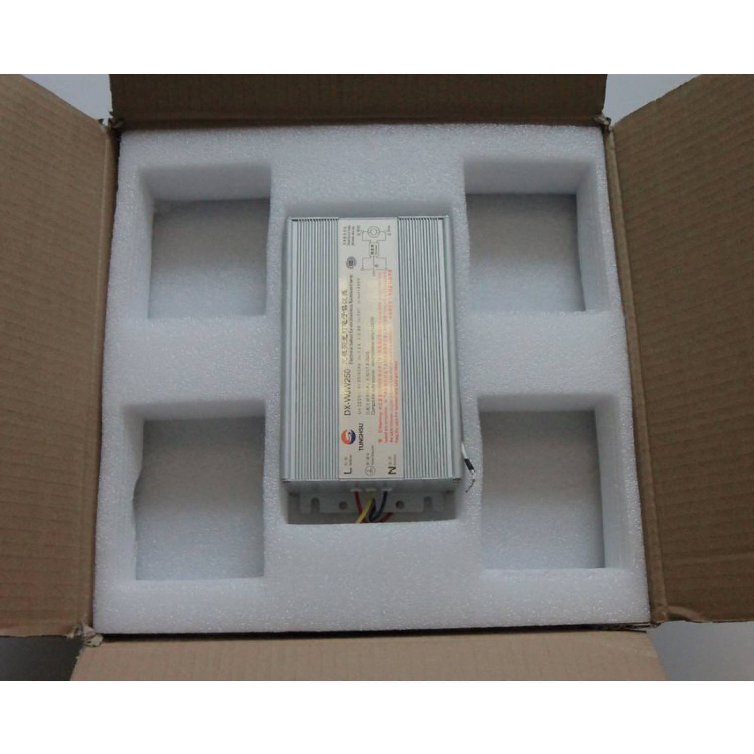 Индукционный светильник для растений 250W. Bicolor (440нм+660нм)