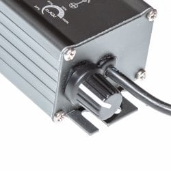 Диммируемый драйвер для Quantum board 350-1300мА 60W металл IP65